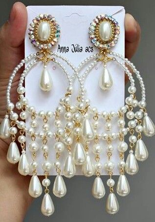 Be the envy of all with Amazon's stunning and chic aesthetic jewelry accessories. Anting Manik, Community Photos, Trending Crafts, Photos Wall, Bijoux Fil Aluminium, Indian Jewellery Design Earrings, Handmade Jewelry Earrings, Gelang Manik, Fancy Earrings