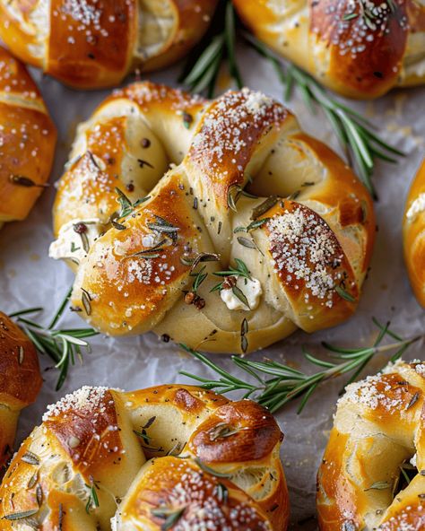 Mozzarella Stuffed Rosemary and Parmesan Soft Pretzels - Recipes, Tasks & Tools Mozzarella Stuffed Soft Pretzels, Mozzarella Stuffed Rosemary Parmesan Soft Pretzels, Mozzarella Stuffed Rosemary Pretzels, German Soft Pretzel Recipe, Bread Pretzels, Stuffed Pretzels, German Appetizers, Seasoned Pretzels, Soft Pretzel Recipe