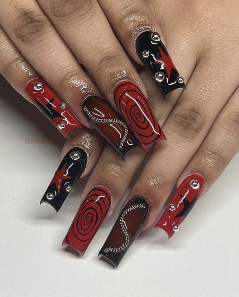 Red Nails 2000s, Red And Black Goth Nails, Grunge Valentines Nails, Punk Nails Acrylic, Red Grunge Nails, Cna Nails, Y2k Red Nails, Slipknot Nails, Romantic Goth Nails