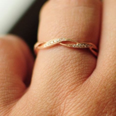 rose gold and diamond infinite wedding band Vintage Engagement Rings Simple, Gorgeous Wedding Bands, Purity Ring, Infinity Band, The Bling Ring, Engagement Ring Inspiration, Zierlicher Ring, Wedding Rings Rose Gold, Rose Gold Wedding