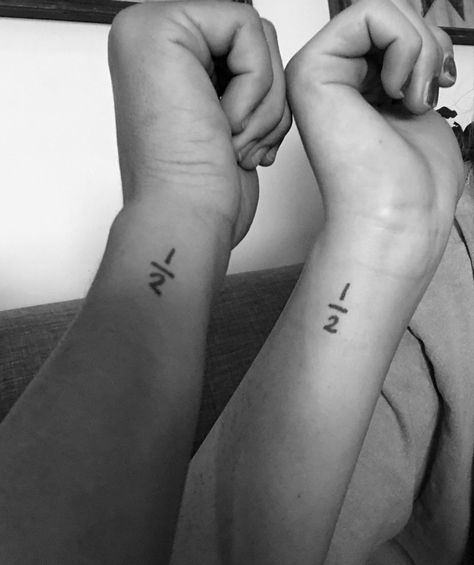 Couple Tattoos Long Distance, Long Distance Relationship Tattoo Ideas, Long Distance Friends Tattoo, Matching Tattoos For Long Distance, Long Distance Bff Tattoos, Long Distance Friend Tattoos, Long Distance Best Friend Tattoos, Long Distance Friendship Tattoos, Bsf Tattoos