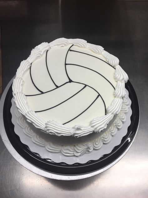 Volleyball Bday Cakes, Volleyball Cake Design, Volleyball Party Food, Birthday Cake Volleyball, Volleyball Cake Ideas, Volleyball Birthday Party Ideas, Cake Volleyball, Volleyball Birthday Cakes, Volleyball Cake