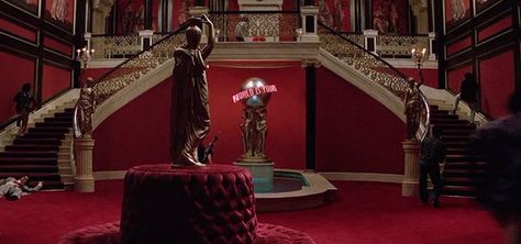 Scarface, production design by Ferdinando Scarfiotti Zoom Wallpaper, Tony Montana, Beautiful Villas, Types Of Houses, The Godfather, Traditional Design, Montana, Color Design, House Interior