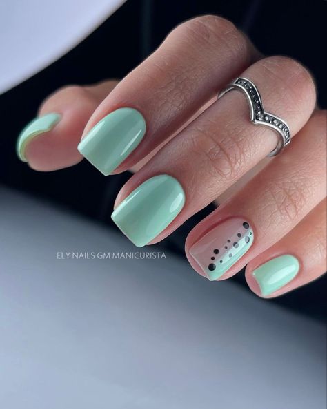 Summer Nails Simple, Mint Green Nails, Mint Nails, Unghie Nail Art, Milky Nails, Summer Nail Art, Green Nail, Vibrant Nails, Coffin Shape Nails