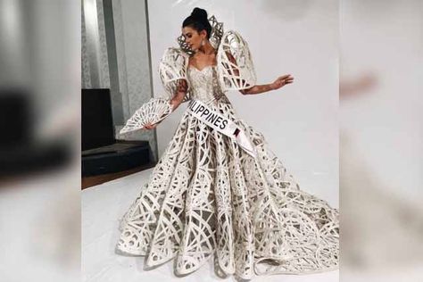 Francis Libiran Gowns, Pleated Gown, National Costume, Next Top Model, Fashion Costume, Beauty Queens, Costume Dress, The National, Wedding Outfit