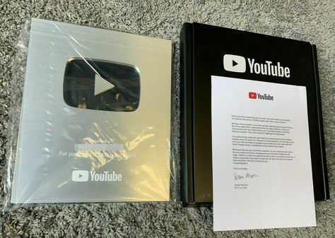 Youtube Plaque, Youtube Play Button, Play Button, Trading Charts, Youtube Marketing, For Real, Aura, Vision Board, Things To Do