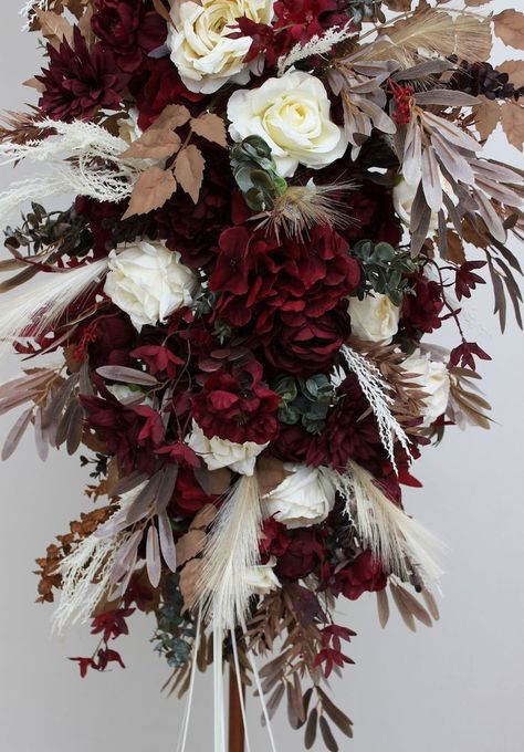 Deep Red Flower Arrangements, Deep Red Wedding Flowers, Deep Red Wedding Theme, Burgundy And Champagne Wedding, Burgandy And Gold Wedding, Desert Wedding Bouquet, Pergola Flowers, Archway Flowers, Burgundy And Grey Wedding