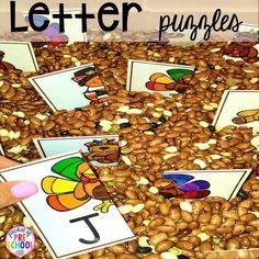 Turkey letter game! Thanksgiving Kindergarten Activities, November Crafts Preschool, Thanksgiving Centers, Centers For Preschool, Thanksgiving Activities Preschool, Preschool Thanksgiving, November Ideas, Thanksgiving Kindergarten, Thanksgiving Crafts Preschool