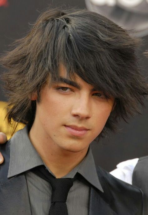 Joe Jonas back in 2008 Nick Jonas 2000s, Joe Jonas 2000s, Jonas Brothers 2000s, Joe Jonas Hair, Joe Jonas Camp Rock, 90s Singers, Shane Gray, Jones Brothers, Highschool Musical