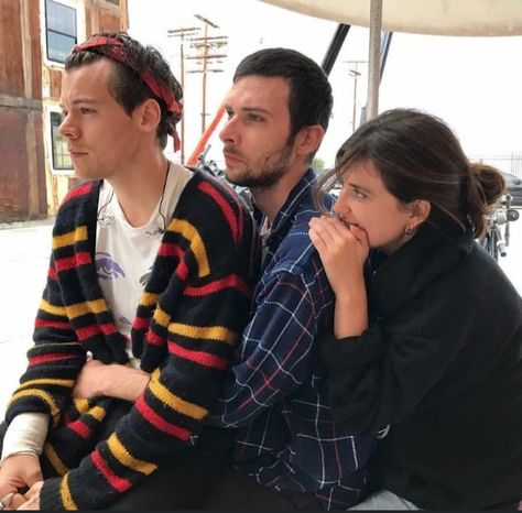 Fine Line Harry Styles, Haikou, Love Band, Harry Styles Wallpaper, Harry Styles Pictures, Harry Styles Photos, I'm With The Band, Mr Style, Treat People With Kindness