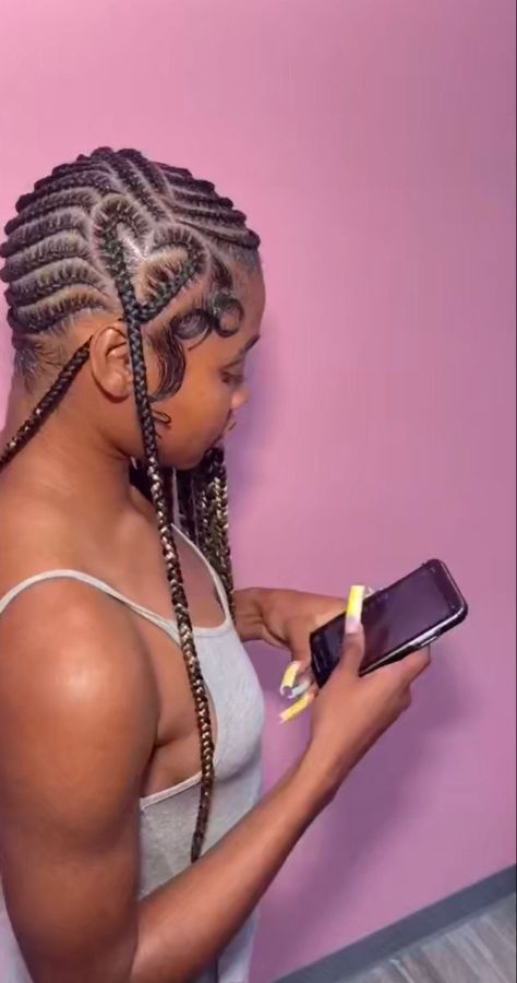 Cute Hairstyles For Braids, Lemonade Braids With Heart, Lemon Braids, Small Lemonade Braids, Braids With Heart, Feeding Braids, Colorful Braids, Hairstyles For Braids, Bts Hairstyle