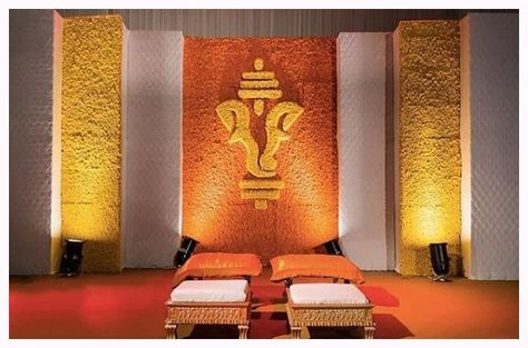 Orange Marigolds, Indian Wedding Decorations Receptions, Engagement Stage Decoration, Indian Wedding Decor, Wedding Background Decoration, Wedding Entrance Decor, Booth Decor, Wedding Stage Design, Ganpati Decoration Design