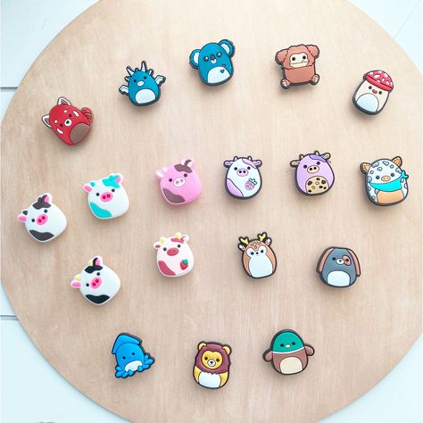 Squishmallow charm for kroks. This listing is for 1 charm. Squishmallow Clothes, Squishmallow Jibbitz, Sanrio Jibbitz, Squishmallow Clips, Duck Jibbitz, Handmade Pins, Shoe Charms, Shoe Clips, Brooch Pin