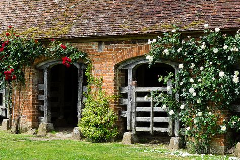 Barrington Court: stables of yore | Flickr - Photo Sharing! Cottage Animals, Farm Architecture, Small Stable, Cottagecore Farm, Old Stables, Horse Barn Ideas Stables, Carriage Doors, Rustic Home Interiors, Dream Mansion