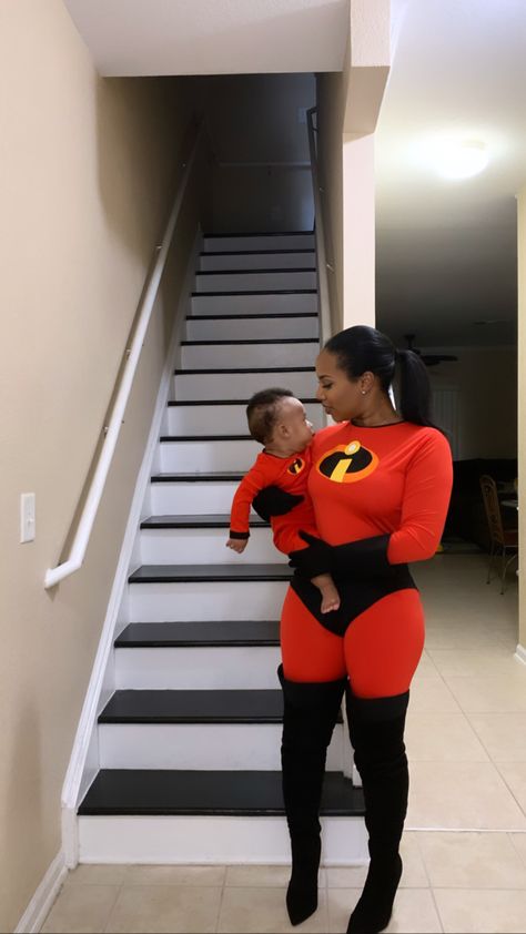 Mrs Incredible And Jack Jack Costume, Incredible Halloween Costumes Family, Mom Costumes Diy, The Incredibles Family Costume, Adult Women Halloween Costume Ideas, Mommy And Me Costumes Boys, Infant Costume Ideas, Mom And Baby Boy Halloween Costumes, Black Family Costumes