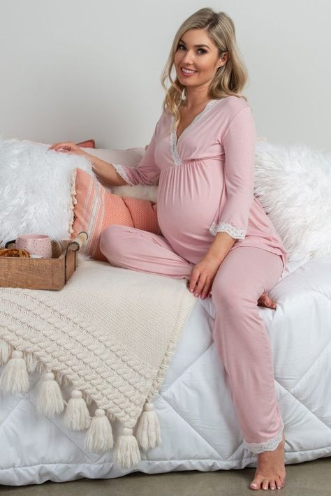 ac796a52db3f16bbdb6557d3d89d1c5adesc33308182ri Maternity Christmas Pajamas, Pyjamas Cute, Maternity Pajama Set, Maternity Shots, Maternity Lounge Wear, Baby Tech, Pregnant Lady, Maternity Sleepwear, Maternity Pajamas