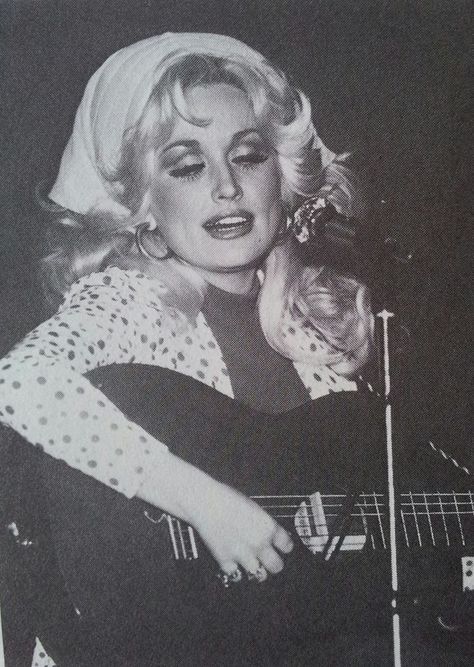 Dolly Parton Pictures, I'm With The Band, Mötley Crüe, Hello Dolly, Dolly Parton, I Icon, Spirit Animal, Old Hollywood, Role Models