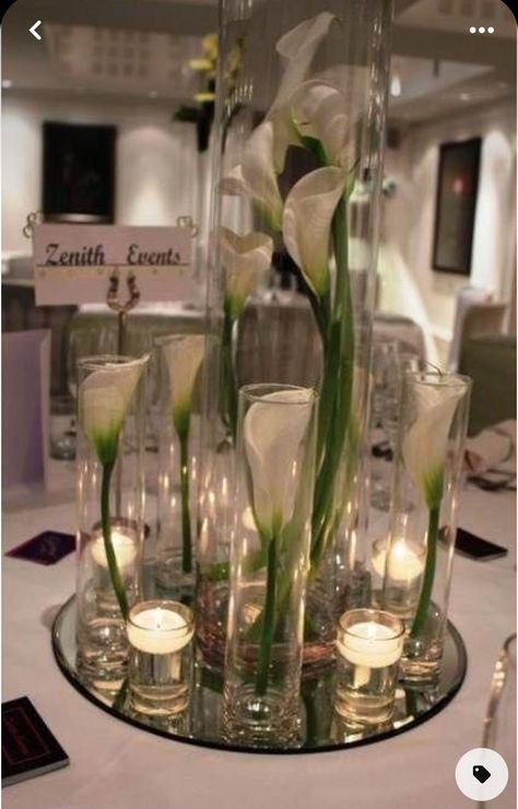 Flower And Candle Centerpieces Wedding, Cylinder Vase Centerpiece Wedding, Calla Lily Wedding Centerpiece, Cylinder Vase Centerpiece, Vases And Flowers, Calla Lily Centerpieces, Elegant Table Decor, Flowers Living Room, Wedding Guest Book Ideas