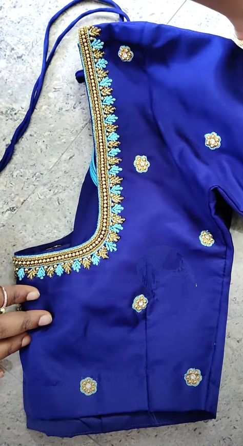 Simple Thread Maggam Work Blouses Latest, Dark Blue Blouse Aari Work Designs, Very Simple Aari Work Blouse Design Blue, Maggam Work Blouse Designs Latest Simple Thread Work, Blue Color Blouse Designs, Simple Thread Work Blouse Designs Latest, Blouse Thread Work Designs, Latest Simple Blouse Work Designs, Simple Thread Embroidery Blouse Designs