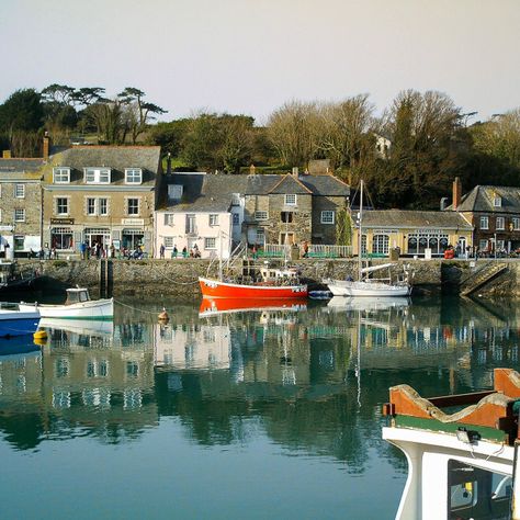 Padstow Cornwall, Cornwall Coast, Devon And Cornwall, Holiday Places, Coastal Life, Cornwall England, Plein Air Paintings, Fishing Villages, Buy Prints