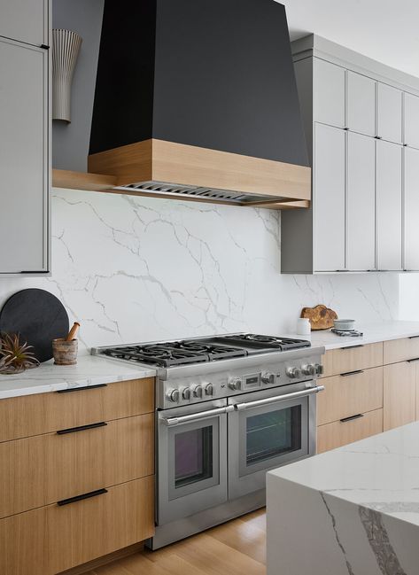 DGI | DEVON GRACE INTERIORS — Northbrook New Build Modern Hood, Kitchen Hood Design, Chicago Interior Design, Kitchen Post, Kitchen Hoods, Open Living Room, New Kids On The Block, Kids On The Block, Interior Photo