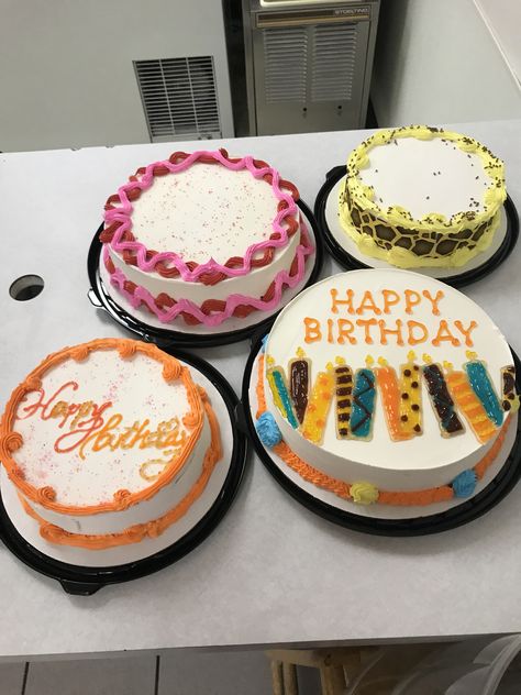 Dq Ice Cream, Dairy Queen Ice Cream, Dq Cake, Dairy Queen Cake, Message Cookies, Dairy Queen Ice Cream Cake, Queen Cake, Dessert Design, Queen Cakes