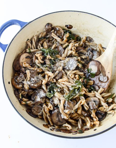 One Pot Mushroom and Swiss Chard Pasta Butter Mushroom Pasta, Swiss Chard Pasta, Chard Pasta, Mushroom And Swiss, Swiss Chard Recipes Easy, Arugula Recipes, Swiss Chard Recipes, Chard Recipes, Mushroom Pasta