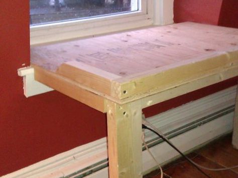 Arlington, MA - Allison Oropallo teaches you to make a window seat to help mans best friend get a glimpse of the outside. Dog Window Seat, Bed Window Seat, Built In Dog Bed, Bed Window, Kennel Furniture, Dog Window, Dog Kennel Furniture, Window Perch, Dog Bench