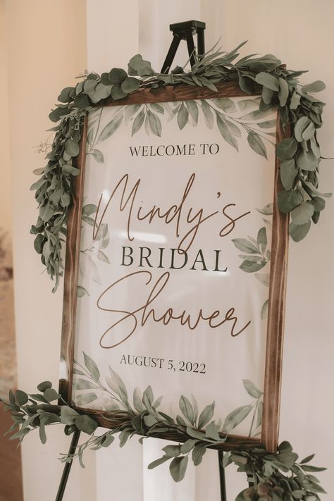 Bridal Shower Sign Shower Entry Ideas, Woodsy Bridal Shower Ideas, Bride Shower Ideas Decorations, Bridal Shower Ideas Simple, Outdoor Bridal Shower Ideas, Diy Bridal Shower Decorations, Garden Bridal Shower Ideas, Bridal Shower Ideas Decorations, Bridal Shower Photo Backdrop