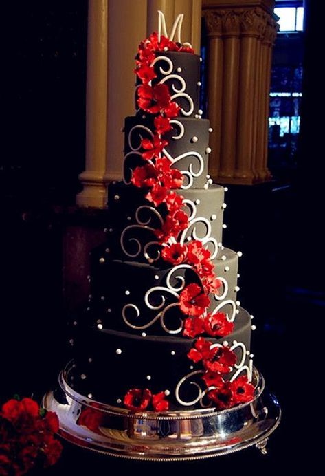 #redcake #blackcake #birthdaycake #weddingcake #40thbirthday Silver Wedding Cakes, Red Wedding Cake, Black And Red Wedding, Super Torte, Black And White Wedding Cake, Silver Wedding Cake, Red And White Weddings, Red Wedding Theme, Red Cake