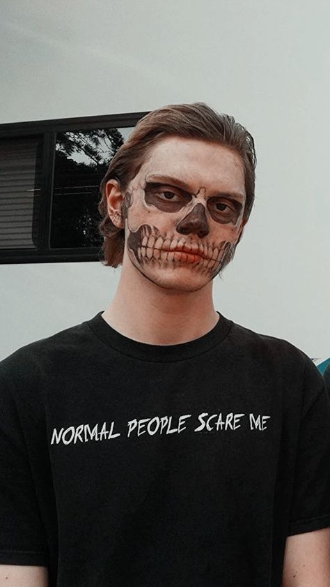 Tate Ahs, Normal People Scare Me, People Scare Me, Evan Peters American Horror Story, Tate And Violet, American Horror Story 3, Peter Beard, Tate Langdon, Bill Skarsgard