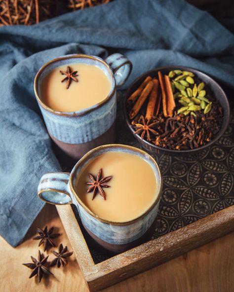 See this Instagram photo by @lifeandthyme • 1,432 likes Tea Photography, Green Cardamom, Spiced Wine, Cozy Drinks, Winter Tea, Mexican Hot Chocolate, Spice Tea, Spiced Coffee, Masala Chai