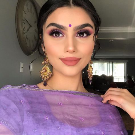 Her Vibe Is Pretty, Eid Makeup Look, Ethnic Makeup, Latest Bridal Makeup, Eid Makeup, Indian Makeup Looks, Asian Makeup Looks, Indian Wedding Makeup, Bridal Makeup Images