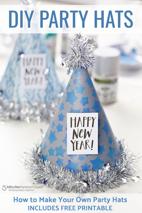 DIY Party Hats with Free Printables - How to make Happy New Year party hats #ad #diyparty #newyears #newyearspartyideas Diy New Years Party, Make Your Own Hat, New Years Hat, Diy Photo Booth Props, Diy Photo Booth, New Year's Crafts, Diy Hat, Booth Props, Eve Parties