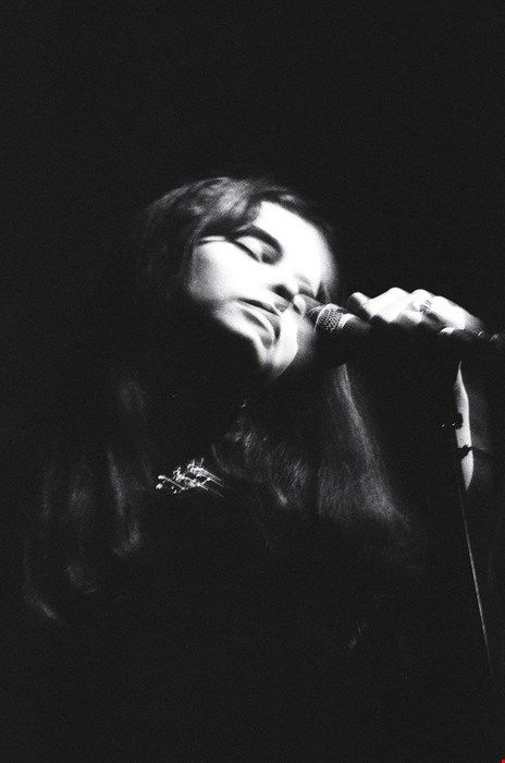 Mazzy Star Wallpaper, Hope Sandoval, Miss California, Charlotte Rampling, Wicked Game, Mazzy Star, 90s Music, Music Artwork, Star Wallpaper