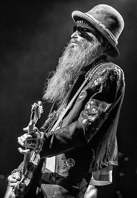 Billy Gibbons - ZZ Top. Tattoo Music, Men Inspiration, Billy Gibbons, Rock N Roll Art, Blues Musicians, Zz Top, Blues Brothers, Southern Rock, Music Tattoos