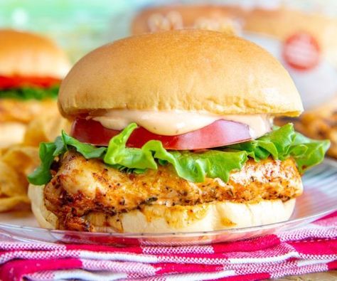 Blackened Chicken Sandwich with Cajun Mayo - Martins Famous Pastry Shoppe Blackened Chicken Sandwich, Cajun Mayo, Grilled Chicken Sandwich Recipes, Chicken Breast Sandwich, Blackened Chicken Recipe, Croissant Sandwich, Bbq Pork Ribs, Pork Rib Recipes, Blackened Chicken