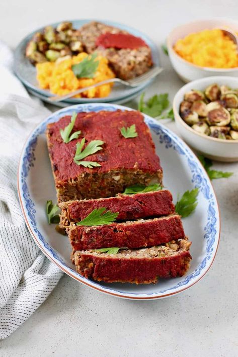 This easy Vegan Lentil Loaf Recipe is the perfect main dish to serve for Thanksgiving, Christmas, or Easter. It's a healthy vegetarian meatloaf that's packed with veggies and plant-based protein. Easy to make and freezer friendly, you'll come back to this lentil loaf again and again! #vegan #lentils #lentilloaf #plantbased #thanksgiving #christmas #heynutritionlady Chickpea Loaf, Lentil Loaf Vegan, Lentil Loaf Recipe, Lentil Meatloaf, Veggie Loaf, Whole Food Vegan, Gluten Free Meatloaf, Lentils And Quinoa, Vegan Meatloaf