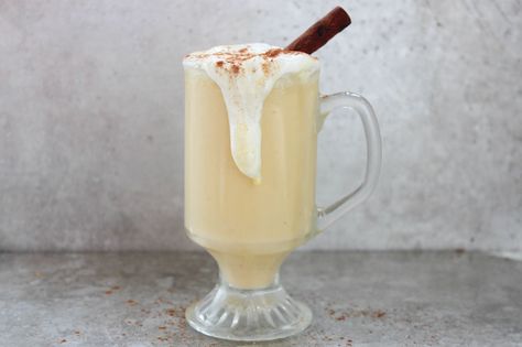 Pumpkin Spice Eggnog White Hot Chocolate Barista Hacks, Spiked Hot Chocolate Recipe, Eggnog Hot Chocolate, White Hot Chocolate Recipe, Spiced Eggnog, Spiked Hot Chocolate, Pumpkin Drinks, Chocolate Ideas, Hot Chocolate Recipe