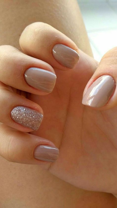 Wedding Nails Guest Spring, Neutral Nail Polish Colors, Neutral Nail Polish, Cute Nail Colors, Nails 2018, Bridal Nail Art, Wedding Nails Design, Nail Art Wedding, Polish Colors