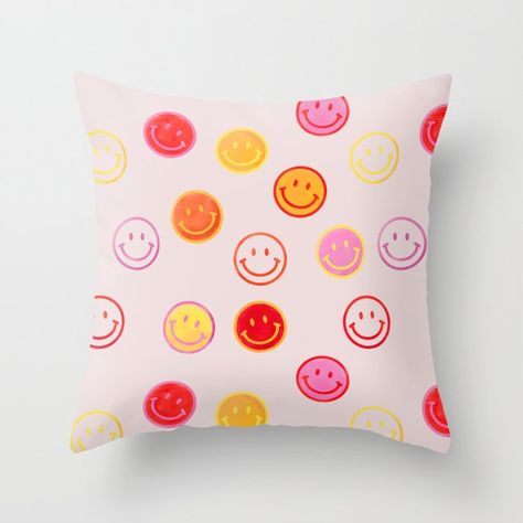 Preppy Room Aesthetic, Preppy Pillows, College Apartment Decor, Smiling Faces, Dorm Room Inspiration, Preppy Room Decor, Preppy Room, Smiley Faces, Cute Pillows