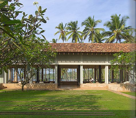 Resort Function Hall, Function Hall Design Exterior, Hotels Exterior, Therapy Farm, Tradition House, Aman Resort, Public Restroom Design, Render Scene, Filipino Architecture