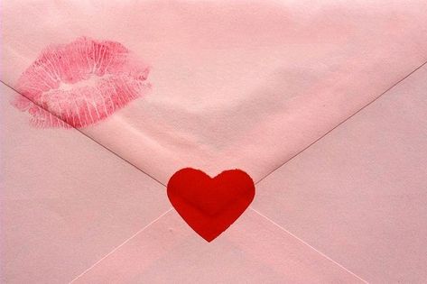 Envelope With Kisses Aesthetic, Pink And Red Love Aesthetic, Pink And Red Header, Cupid Moodboard, Love Aesthic, Cupid Core, Valentine Core, Pink Paper Texture, Red Love Aesthetic