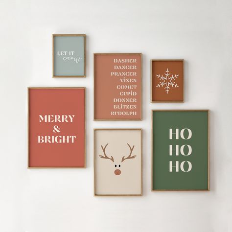 "Spread Christmas cheer with simple festive art prints around the home! These designs look stunning together on a gallery wall or separate throughout your space. DETAILS: Your purchase includes 24 high resolution JPG files (4 files for each of the 6 different designs) in the following sizes: 2x3 Ratio for Printing Inches: 4x6, 6x9, 8x12, 10x15, 12x18, 16x24, 20x30 3x4 Ratio for Printing Inches: 6x8, 9x12, 12x16, 15x20, 18x24, 24x32 4x5 Ratio for Printing Inches: 4x5, 8x10, 12x15, 16x20, 20x25, 24x30 11x14 for Printing Inches: 11x14  -------------------------------------------------------------- HOW IT WORKS: -After you place your order, you will be taken to a page to download your prints. First click the \"Download Files\" tab, then click the \"Link to Files\" PDF to access your print file Christmas Print Art, Simple Christmas Prints, Simple Christmas Wall Art, Boho Christmas Art, Christmas Wall Collage, Christmas Wall Decorations Ideas, Christmas Wall Signs, Diy Christmas Wall Art, Christmas Wall Decor Ideas