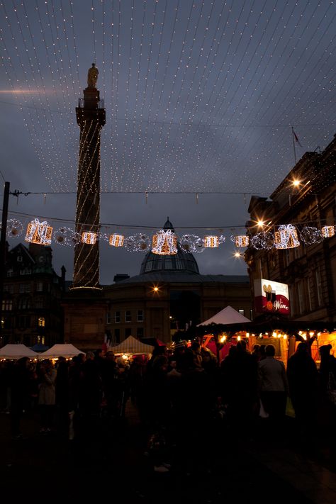 Newcastle Christmas Market, Christmas Markets Manchester, Newcastle United Aesthetic, Newcastle Australia City, Newcastle England, South Hampton, Old Photos Of Newcastle Upon Tyne, Travel List, England Travel