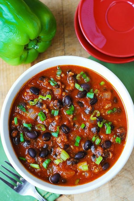 Pumpkin Chili with Beef and Black Beans Black Bean Pumpkin Chili, Pumpkin Chili Recipe, Vegetarian Stew, Pumpkin Treats, Soups Stews Chilis, Pumpkin Recipes Healthy, Hearty Chili, Averie Cooks, Pumpkin Recipes Easy