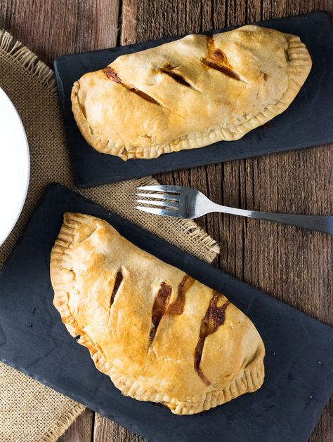 Ham Cheese and Potato Cornish Pasties Texas Sausage Recipe, Cornish Pasty, Hand Pies Savory, Pasties Recipes, Ham Potato, Cornish Pasties, Leftover Ham Recipes, Stay At Home Mum, Hand Pie