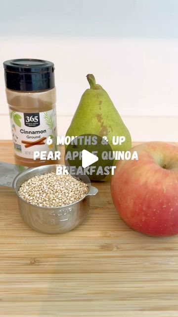 Apple Quinoa Breakfast, Apple Quinoa, Quinoa Oatmeal, Fruit Pouches, Toddler Foods, Baby Breakfast, Baby Meals, Baby Led Weaning Recipes, Quinoa Breakfast