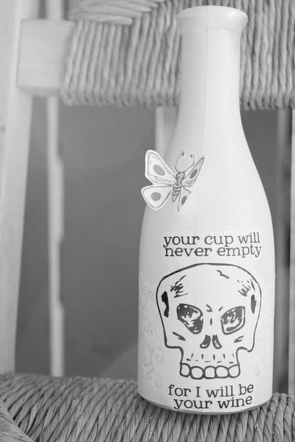 your cup will never be empty... Cute Corpse Bride Idea. #TimBurton #CorpseBride Tim Burton Party, Corpse Bride Wedding, Nightmare Before Christmas Wedding, Bride Birthday, Tim Burton Movie, Dark Wedding, Corpse Bride, Gothic Wedding, Halloween Wedding