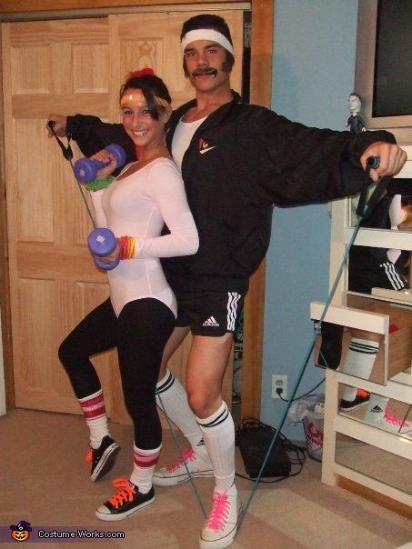 Alexa: Taylor & Alexa are an 80's exercise couple. Taylor is big into exercise & going to the gym. He was at the gym one day when he saw another member... 80s Exercise Outfit Men, 80s Men Party Outfits, 80s Gym Outfit Men, Mens 80s Costume, Exercise Couple, 80s Exercise, Adult Halloween Party Food, Spirit Weeks, Gym Costume